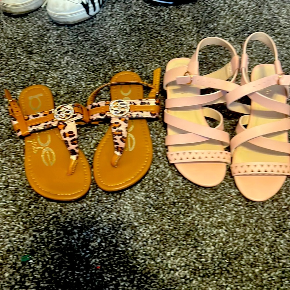 Girls sandles